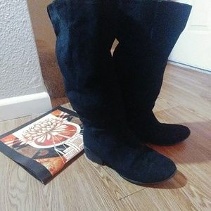 Black suede boots